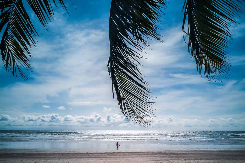 costa-rica-camminare-spiaggia