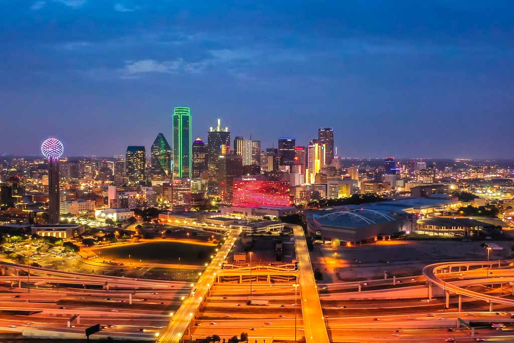 dalla-texas-skyline