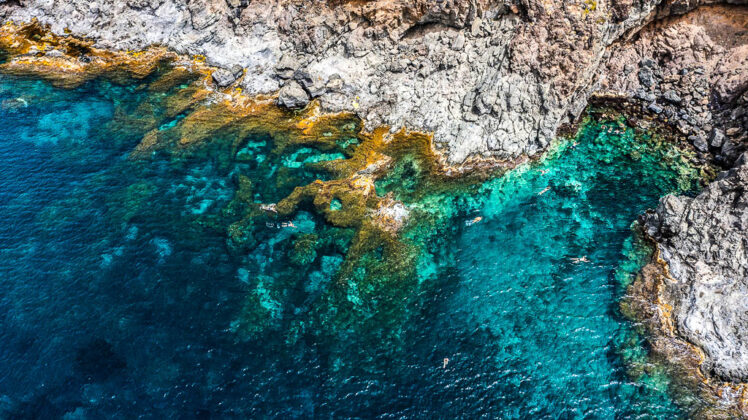 pantelleria-roccia-vulcanica