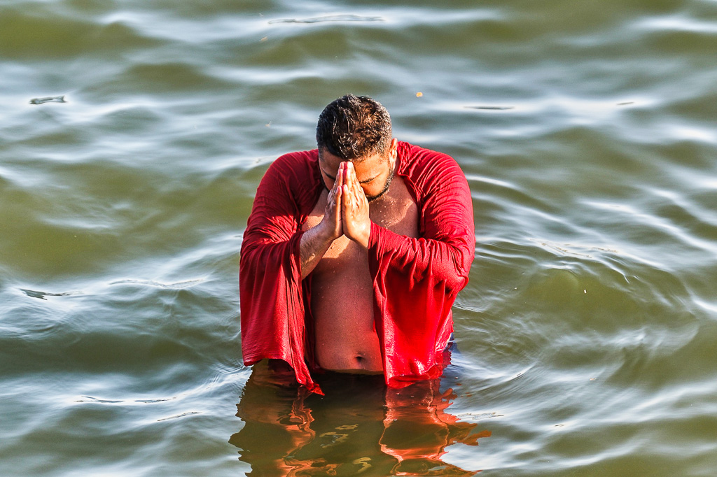india-Maha-Kumbh-Mela--fiume-sacro