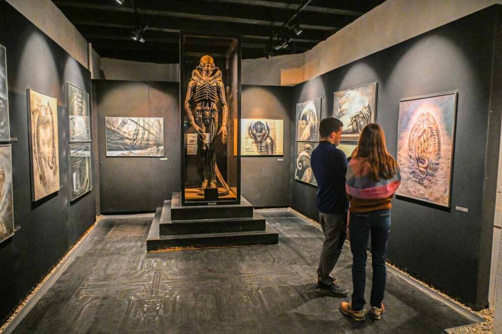 Friburgo-svizzera-Gruyeres-Museo-Giger