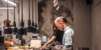 Vilnius, il nuovo sapore del Nord: city break tra stelle Michelin e design nordico cosa-mangiare-vilnius-ristorante-14Horses
