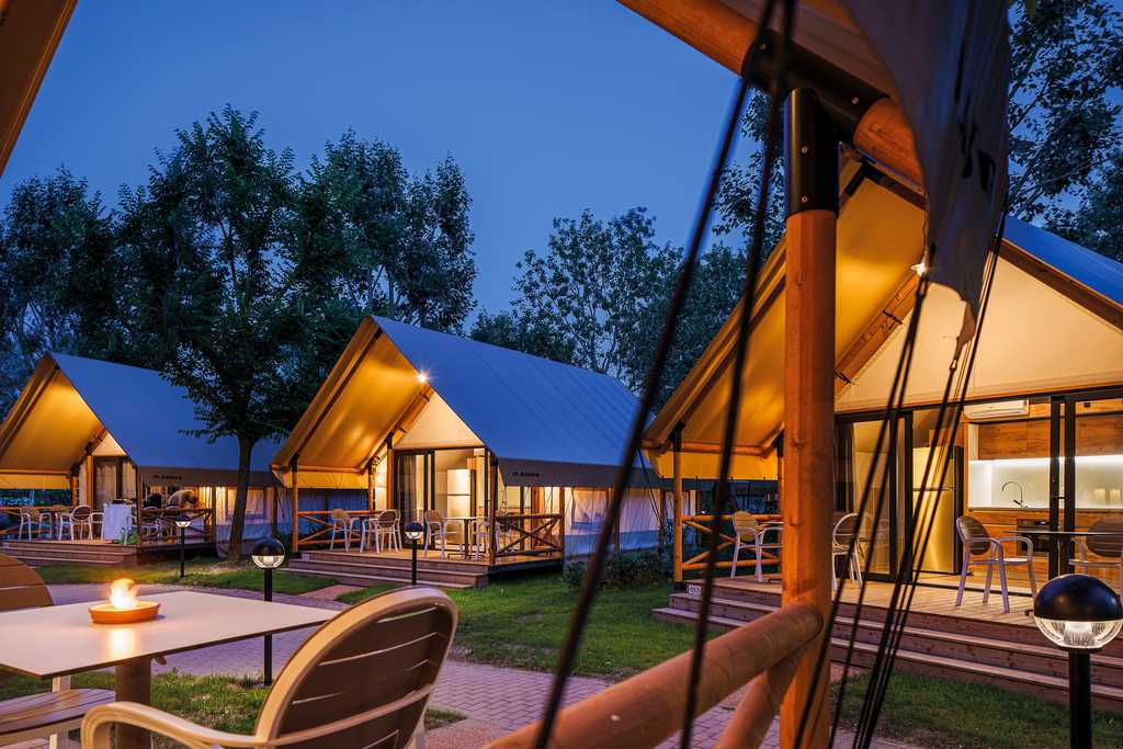 Isamar-Village-Resort