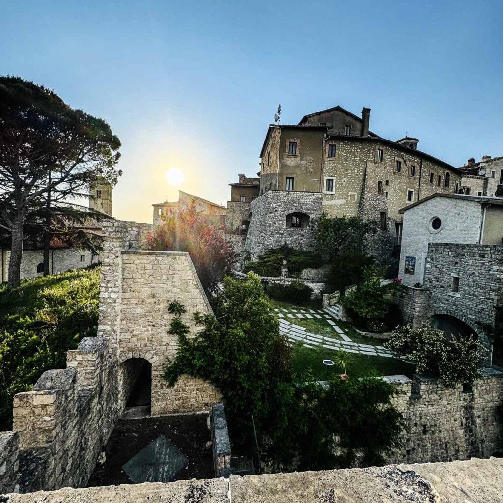 lazio-via-francesco-monastero-clarisse