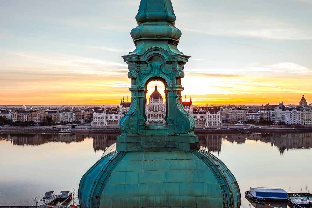 budapest-parlamento-danubio