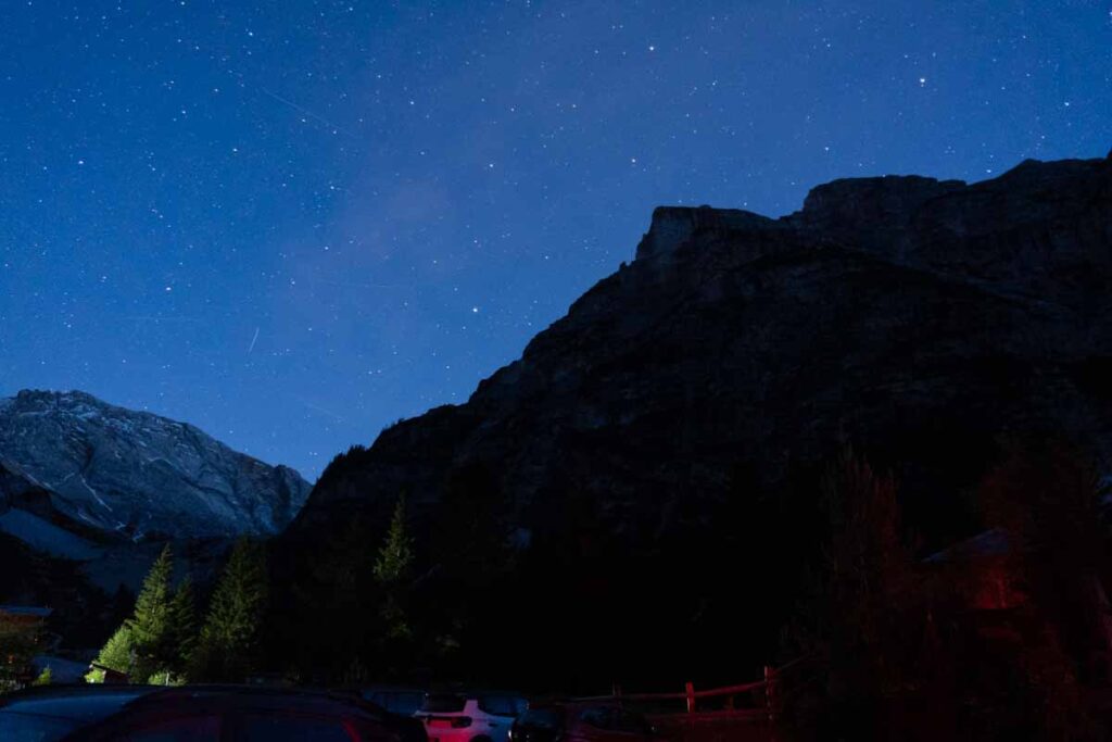 Alla sera tra le dolomiti di San Vigilio, si osservano le stelle