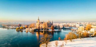 14 suggestivi castelli in Germania castelli-suggestivi-germania-castello-schwerin