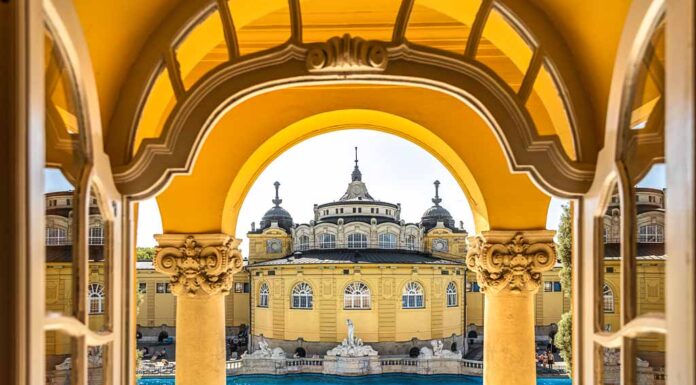 Relax e benessere alle terme in Ungheria Ungheria-bagno-termale-Széchenyi