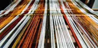 Artigianato tipico toscano: alla scoperta dei mestieri della tradizione Tessitura a telaio nel Museo dell’Arte della Lana a Stia in toscana