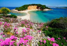 Alla scoperta dell’Albania albania-ksamil-spiaggia-acqua-trasparente