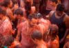 I festival estivi più bizzarri d’Europa (e dove trovarli) battaglia-pomodori-tomatina-spagna-buñol