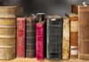 Viaggiare con un libro a Natale. 6 idee sotto l’albero