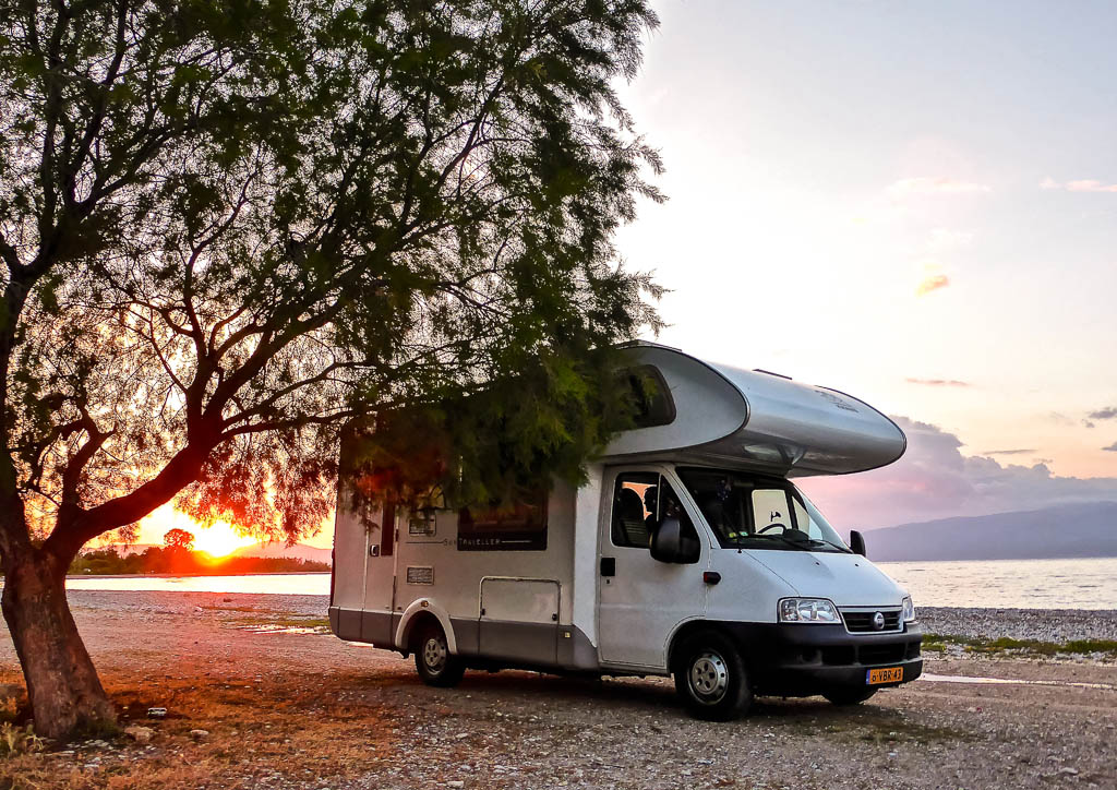 camper_motorhome