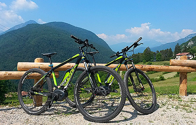 E-bike in Trentino. Di corsa nella Piana Rotoliana