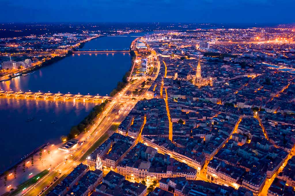 francia-bordeaux-panorama.fiume-garonna