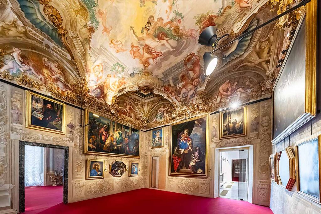 genova-palazzo-rosso