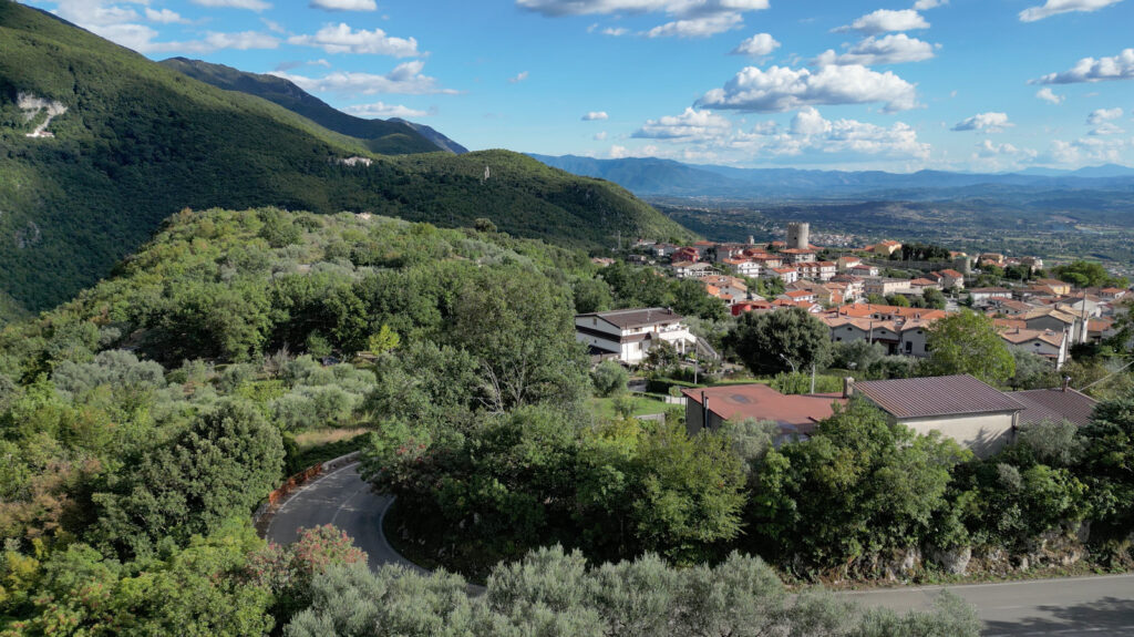 veduta-panoramica-borgo-castello-matese-campania