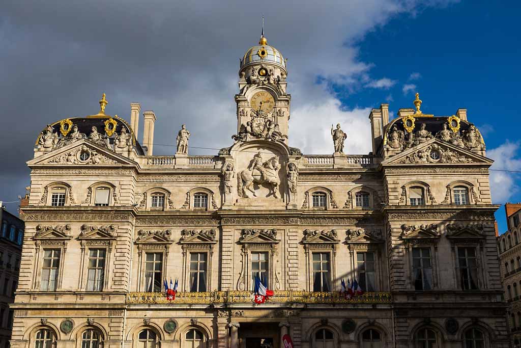 lione-francia-municipio-Place-des-Terreaux