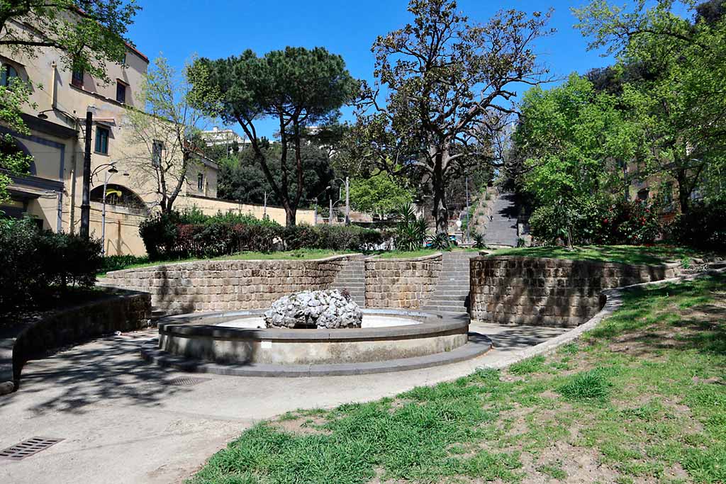 napoli-rotonda-capodimonte