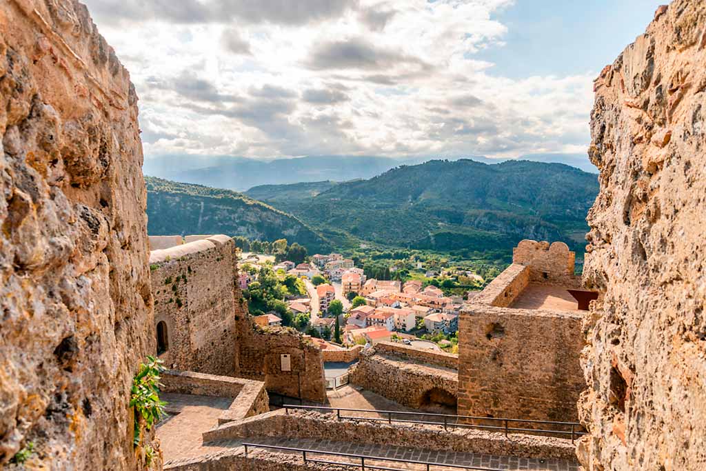 panorama-dal-castello-santa-severina-calabria