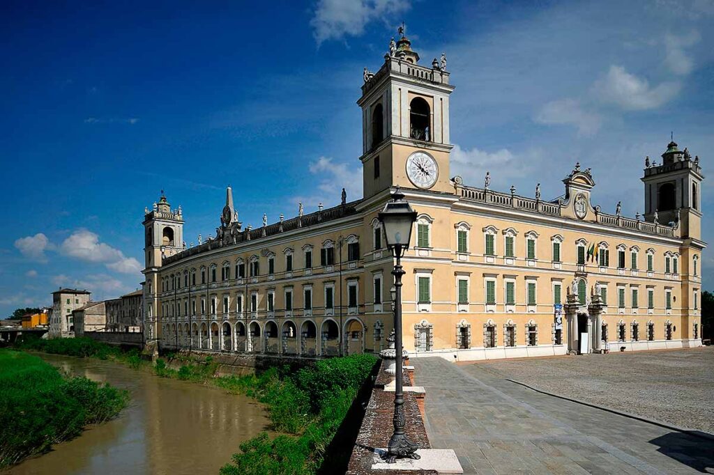 La Reggia di Colorno, sede espositiva del Colornophotolife