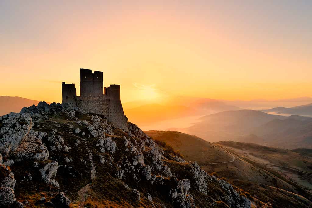 rocca-calascio-tramonto-abruzzo