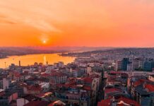 istanbul-tramonto-torre-galata-bosforo