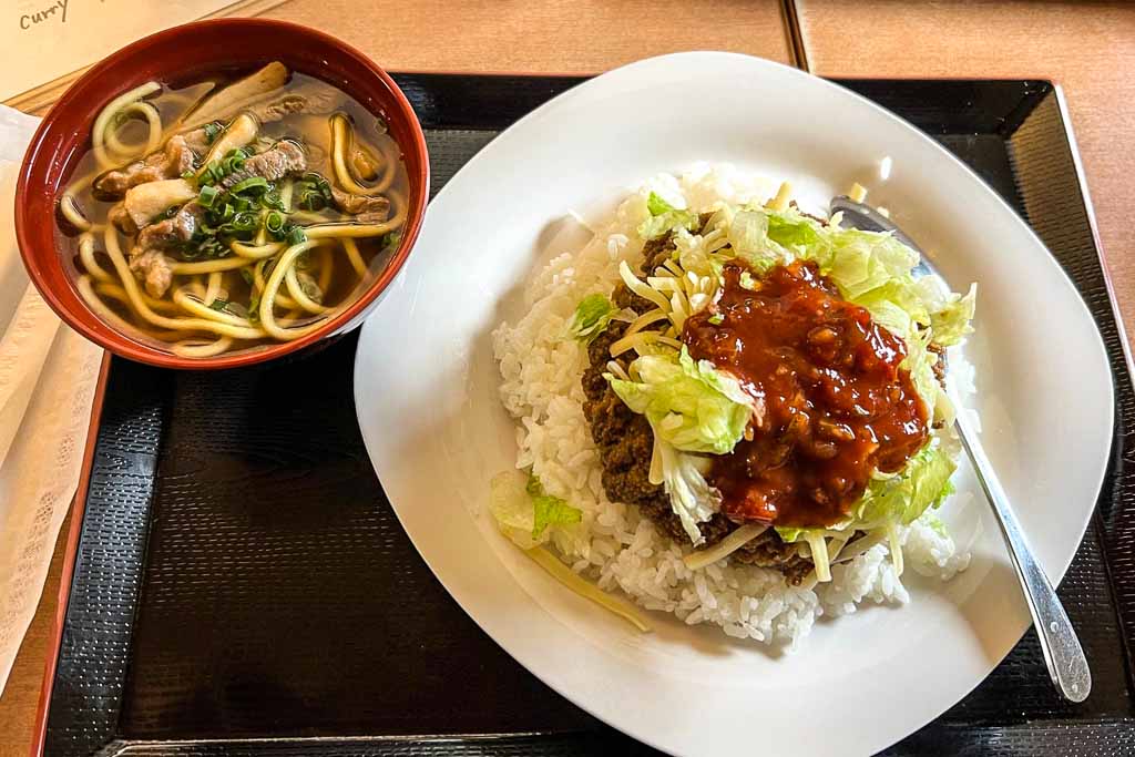 okinawa-piatto-tipico-soki-soba