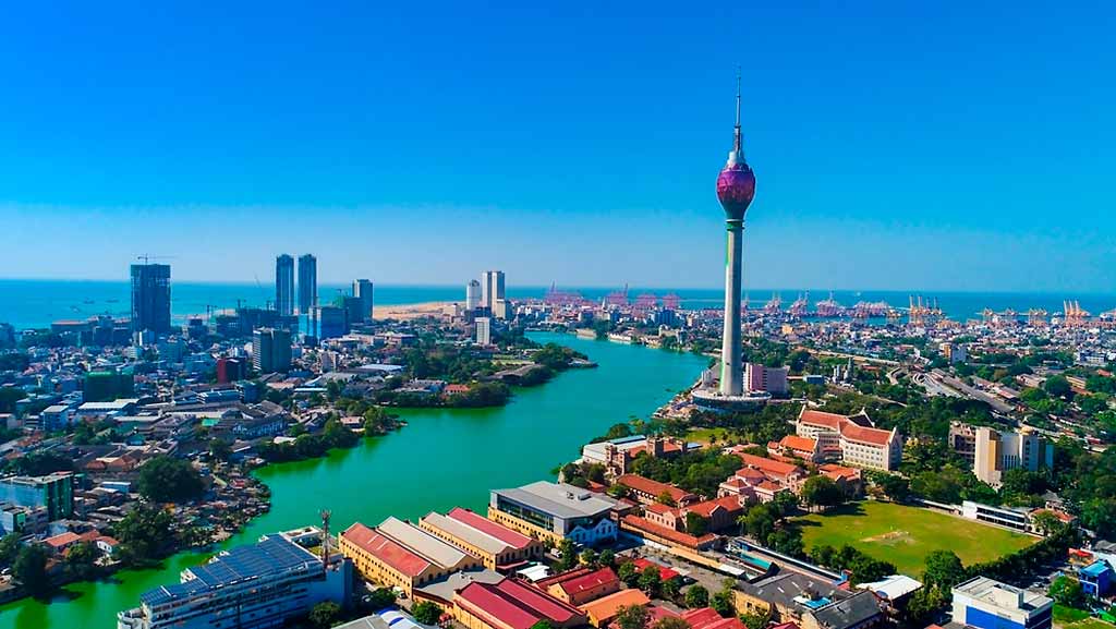 sri-lanka-colombo-lotus-tower