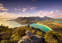 tasmania-Wineglass-Bay-panorama