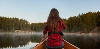 Lo spettacolo della natura in Minnesota minnesota-natura-canoa-lago