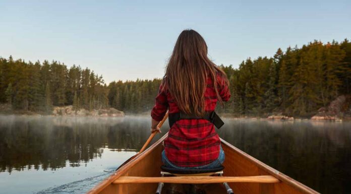 Lo spettacolo della natura in Minnesota minnesota-natura-canoa-lago