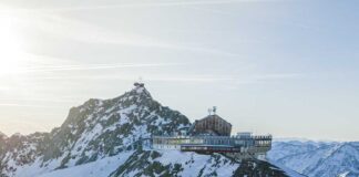 Val Senales, dormire sul ghiacciaio