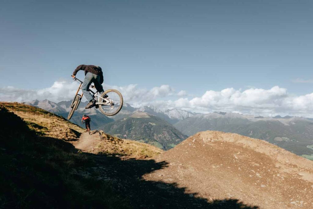 Con la e-bike tra le cime di San Vigilio di Marebbe